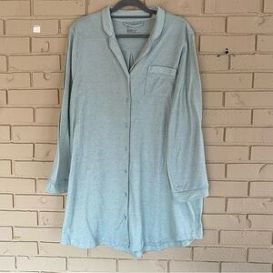 Women's Green Button-Up Chemise